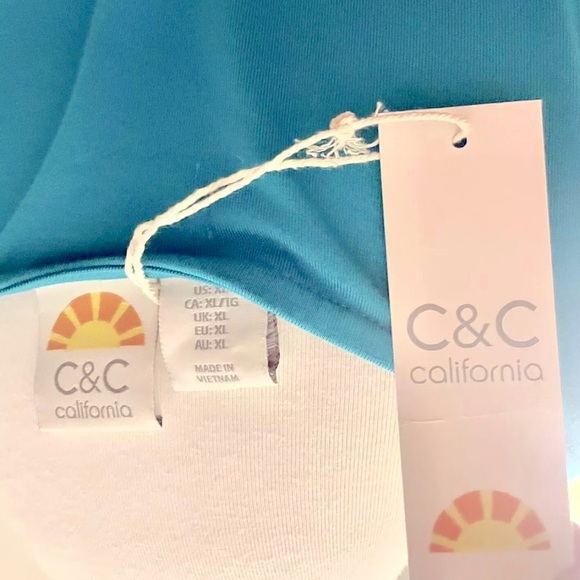New! C&C California Shoulder Button Teal T Shirt Dress Size XL✨🏝